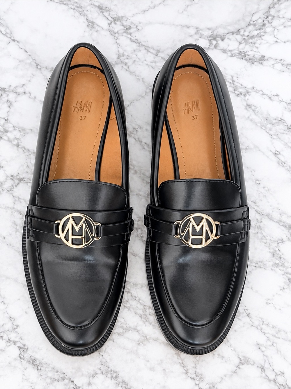 H&M Women’s Black Loafers Size 6 Gold Logo Hardware Slip On Dress Shoes